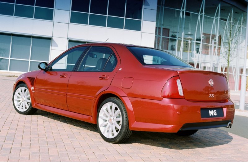 MG ZS '04